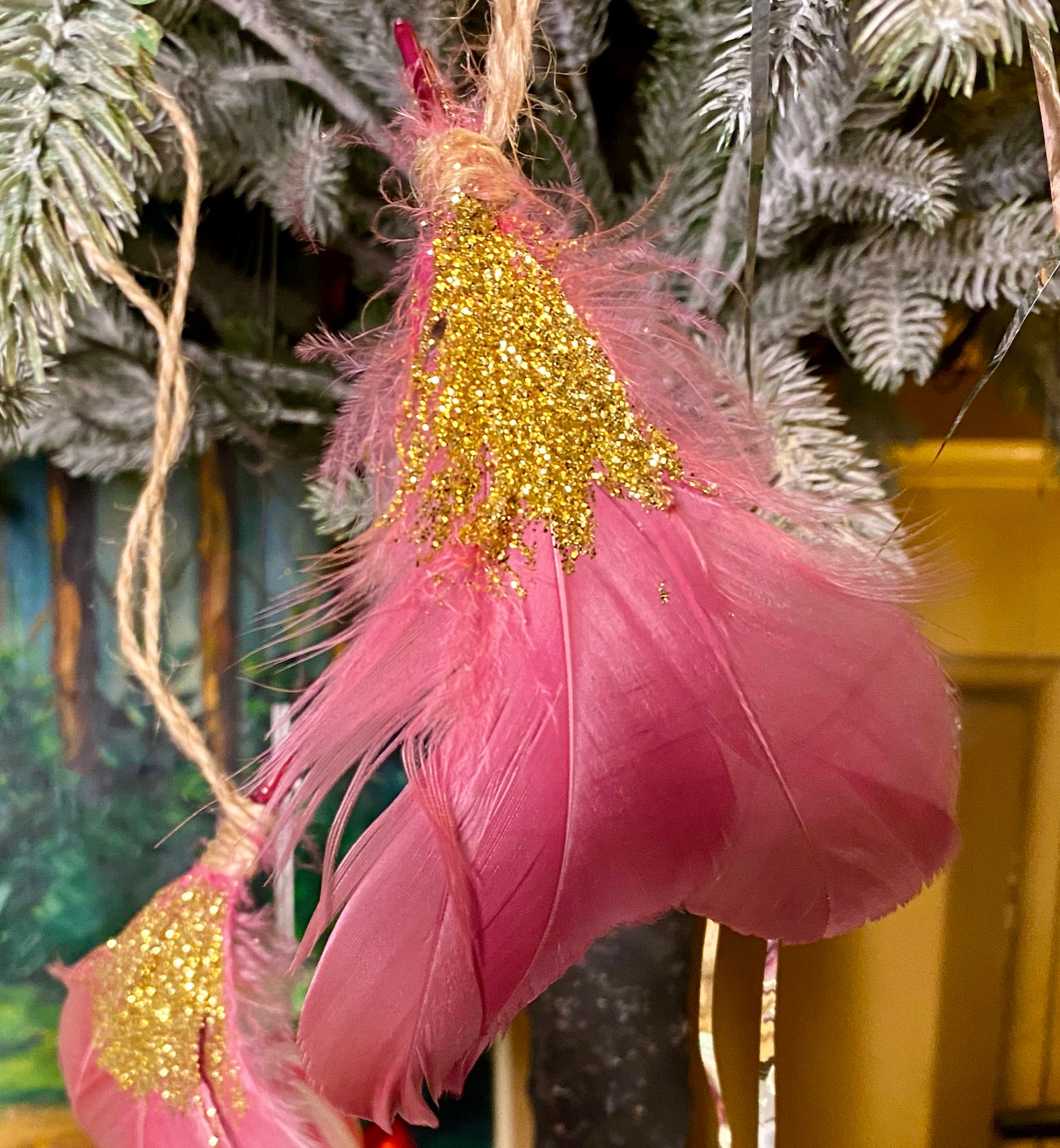 Pink guld fjer ornament